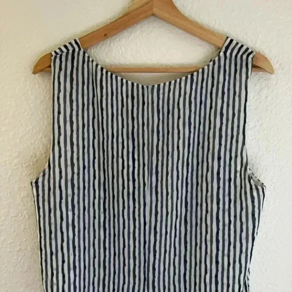 Michael Tyler Collections Sleeveless Top - Picture 7 of 9